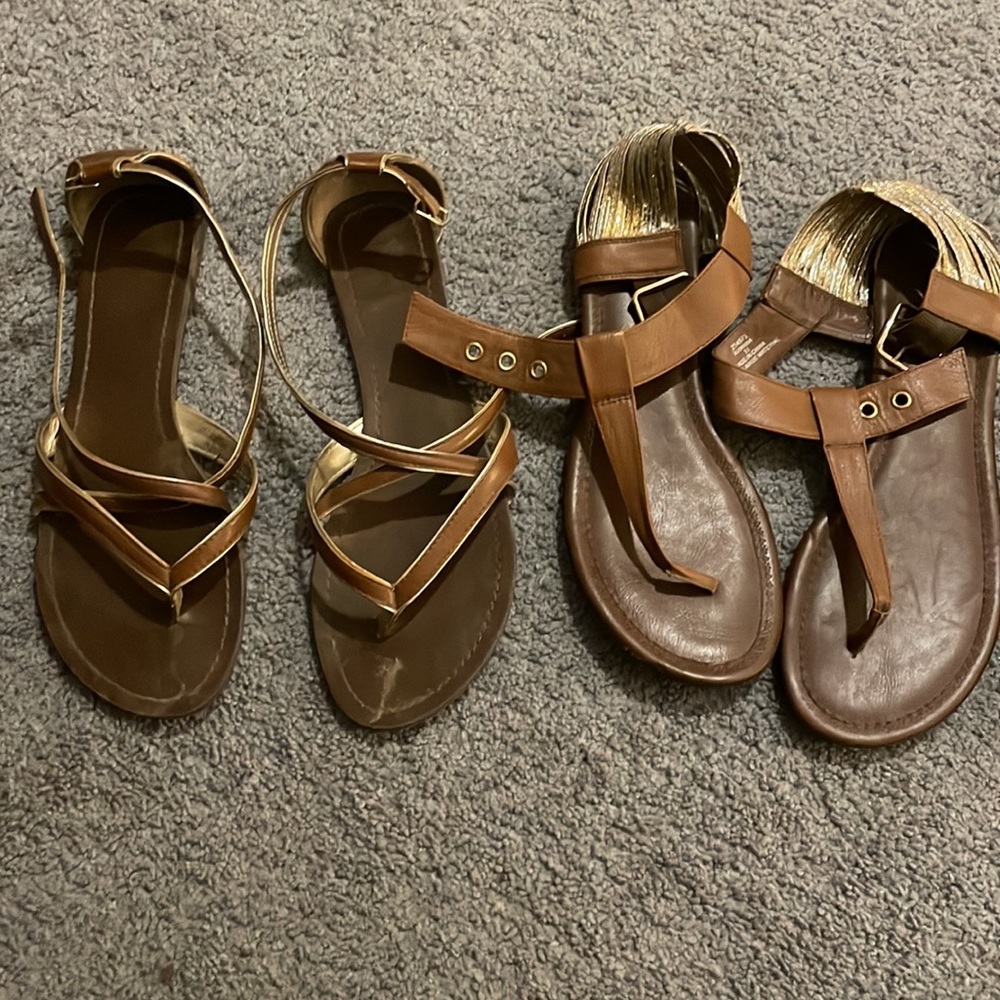 Sandals - Picture 2 of 4